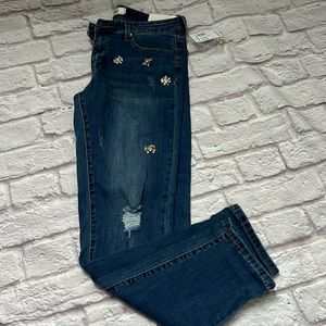 Jones studio jeweled jeans  slimming jeans